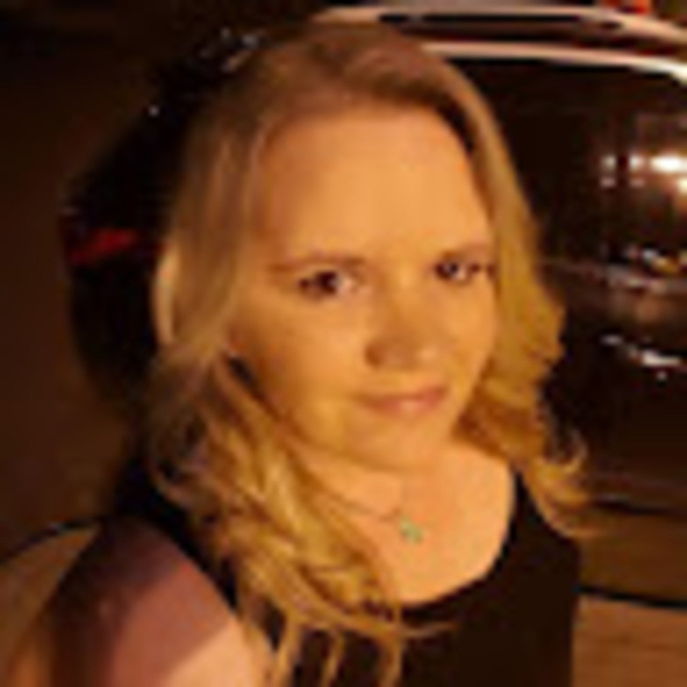 Meet your Posher, Debbie